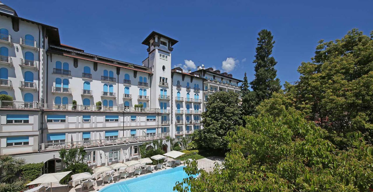 Book A Stay At The 4-star Hotel Savoy Palace In Gardone Riviera