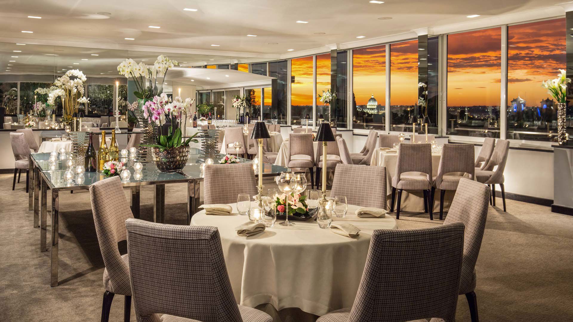 Luxury Atmosphere for your Dinner in Rome 7