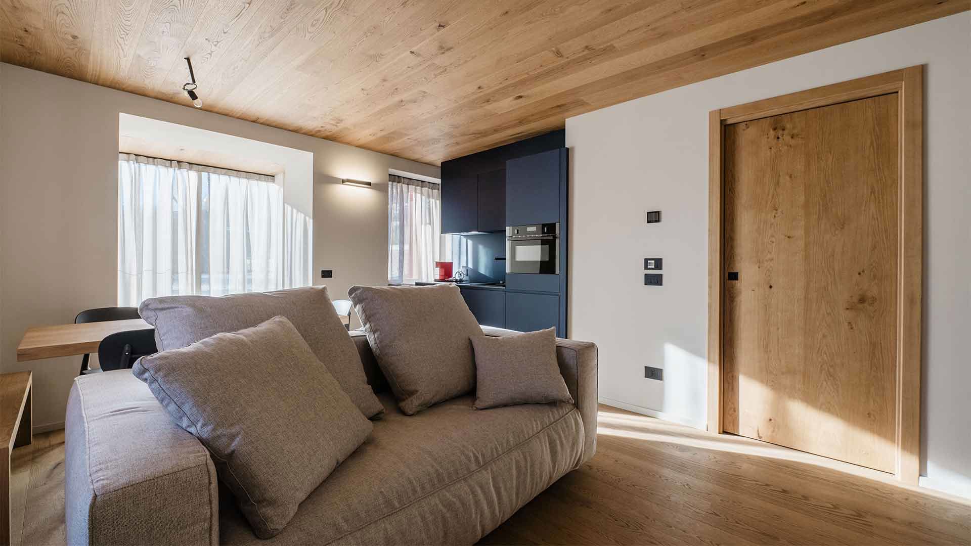 Appartamento trilocale superior con balcone e vista panoramica 1