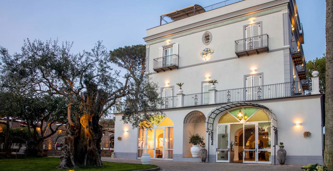 Discover the private Villa Oasi Olimpia near Sorrento