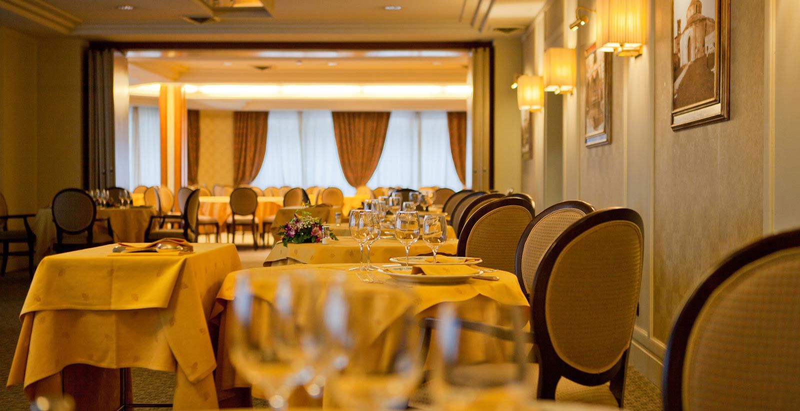 Perugia Plaza Hotel - Restaurant Fortebraccio 3
