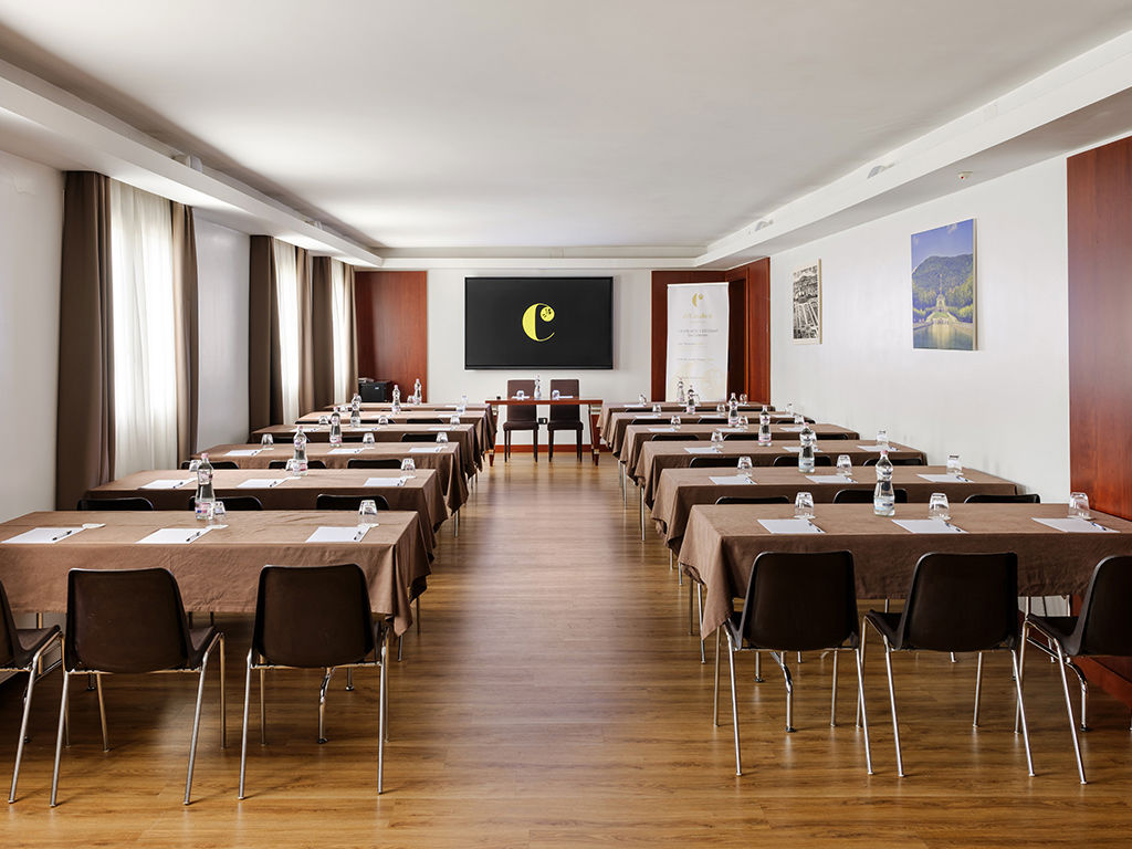 official-website-of-hotel-dei-cavalieri-caserta-book-now