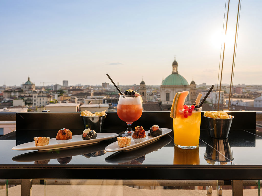 The Roof Milano Bar & Restaurant in Milan Official website