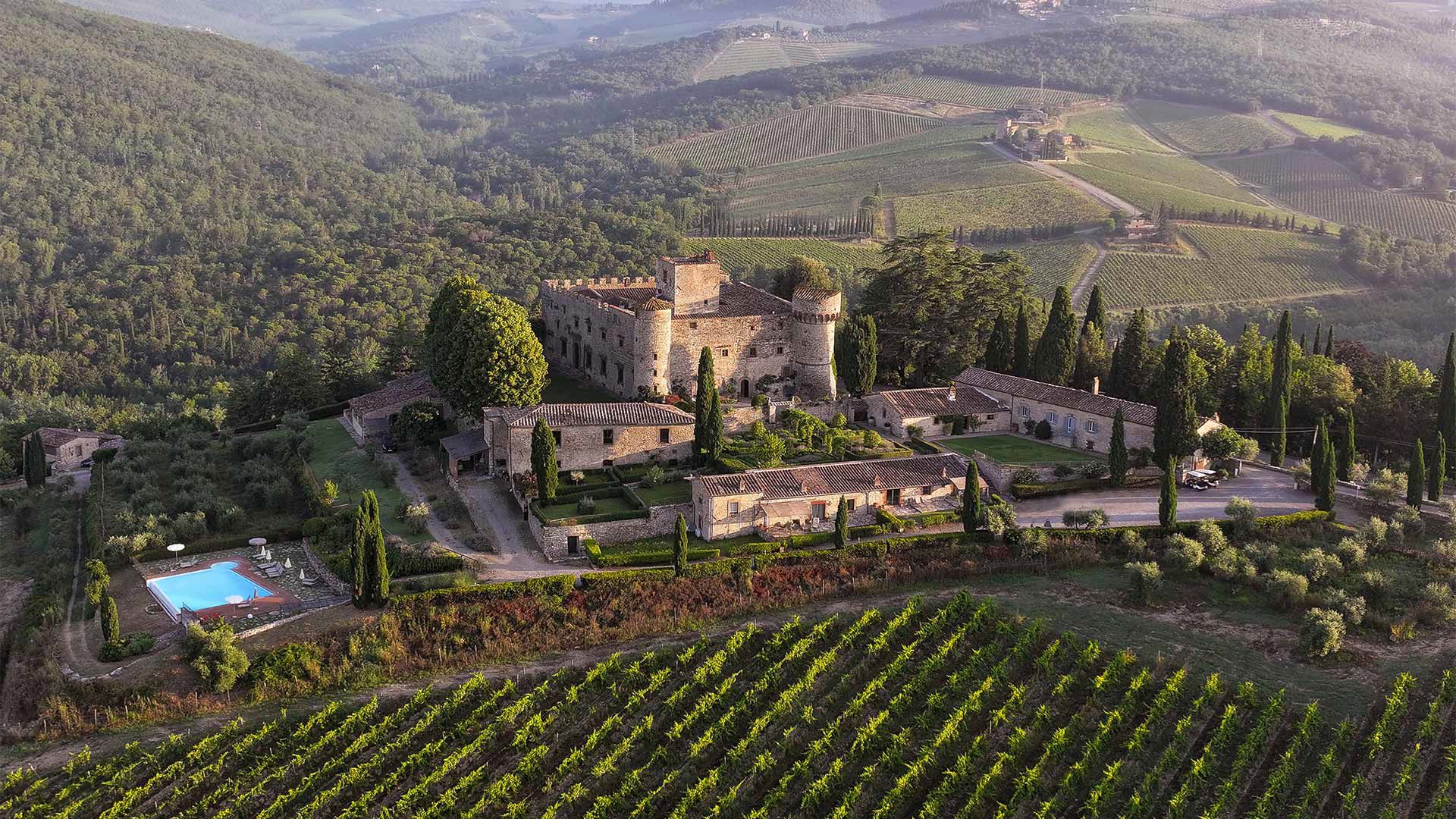 Castello Di Meleto 4