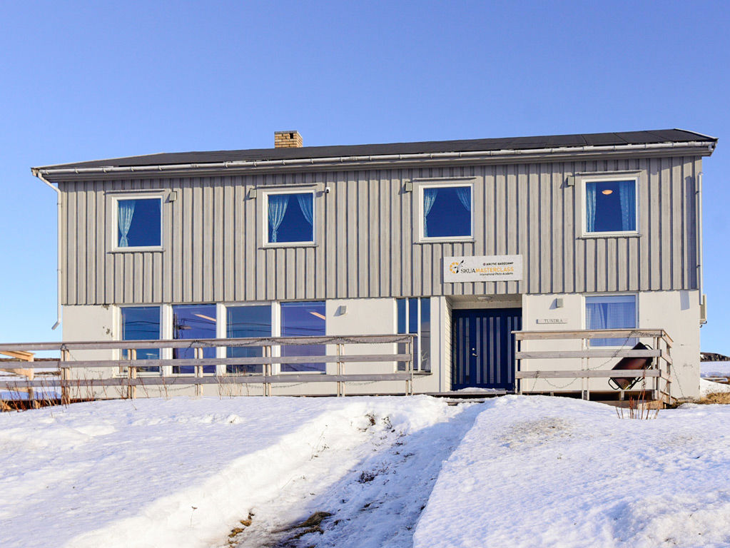 Kongsfjord Artic Lodge - Kongsfjord Arctic Lodge is the perfect stay for anyone looking for a unique experience in the fjords on the Barents Sea 10