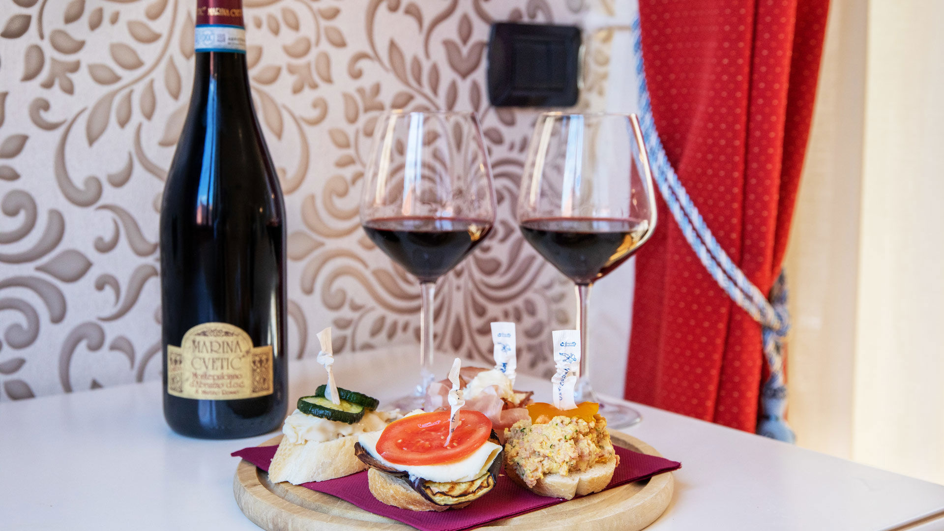 Food and wine experience in the centre of Venice 6