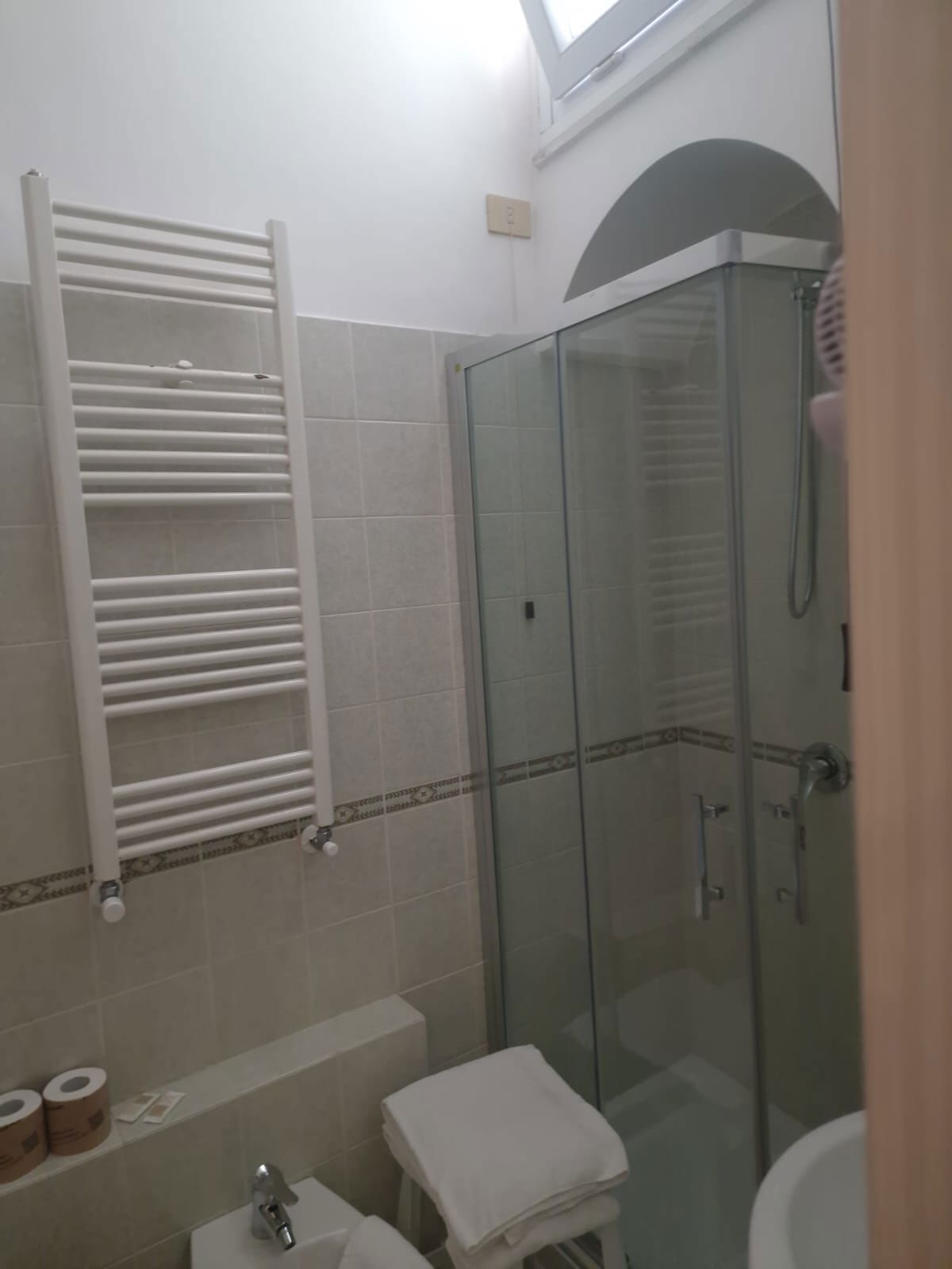 Hotel La Perla - Camera Standard Tripla 6