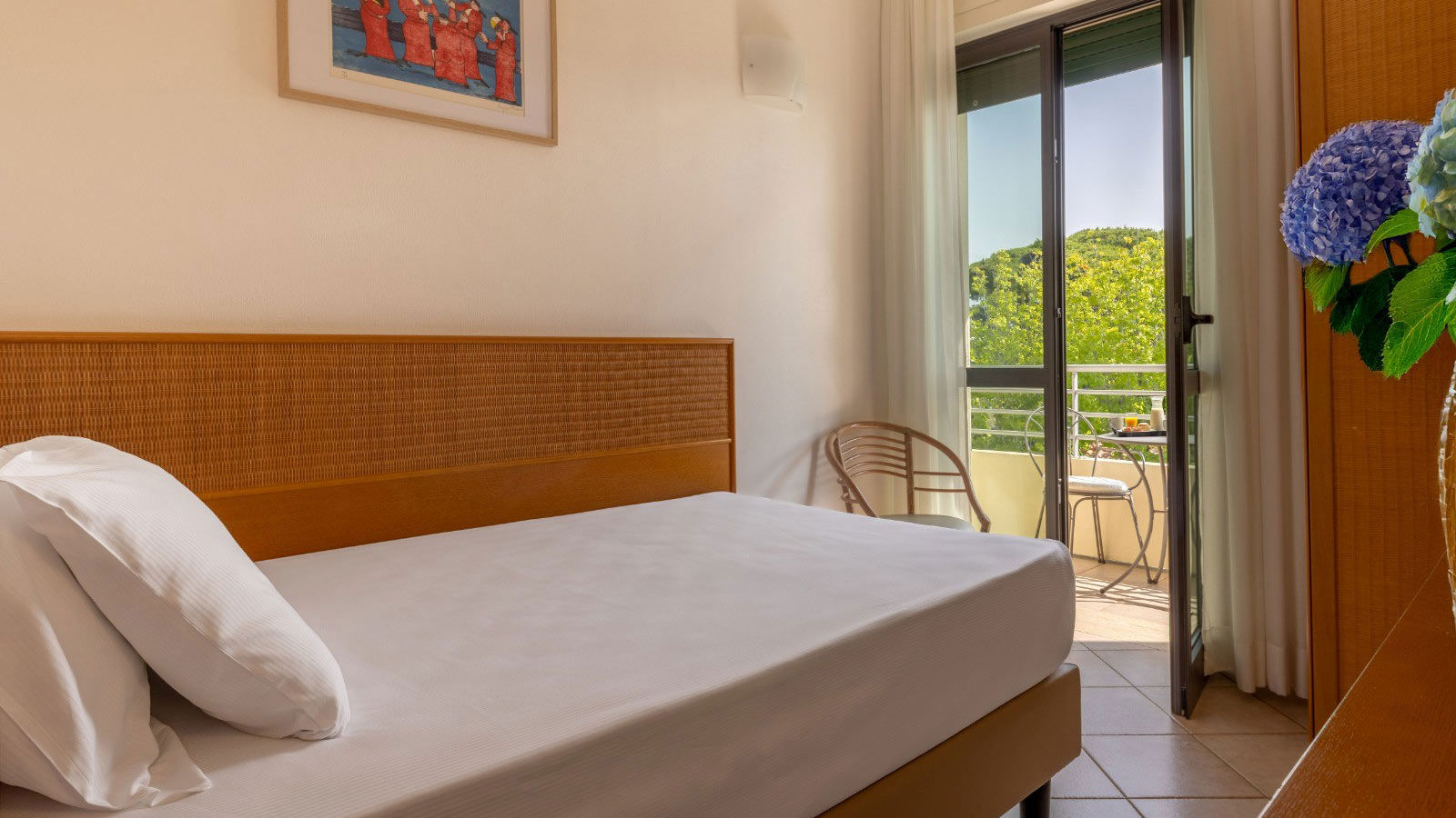 Одноместный номер с балконом 3