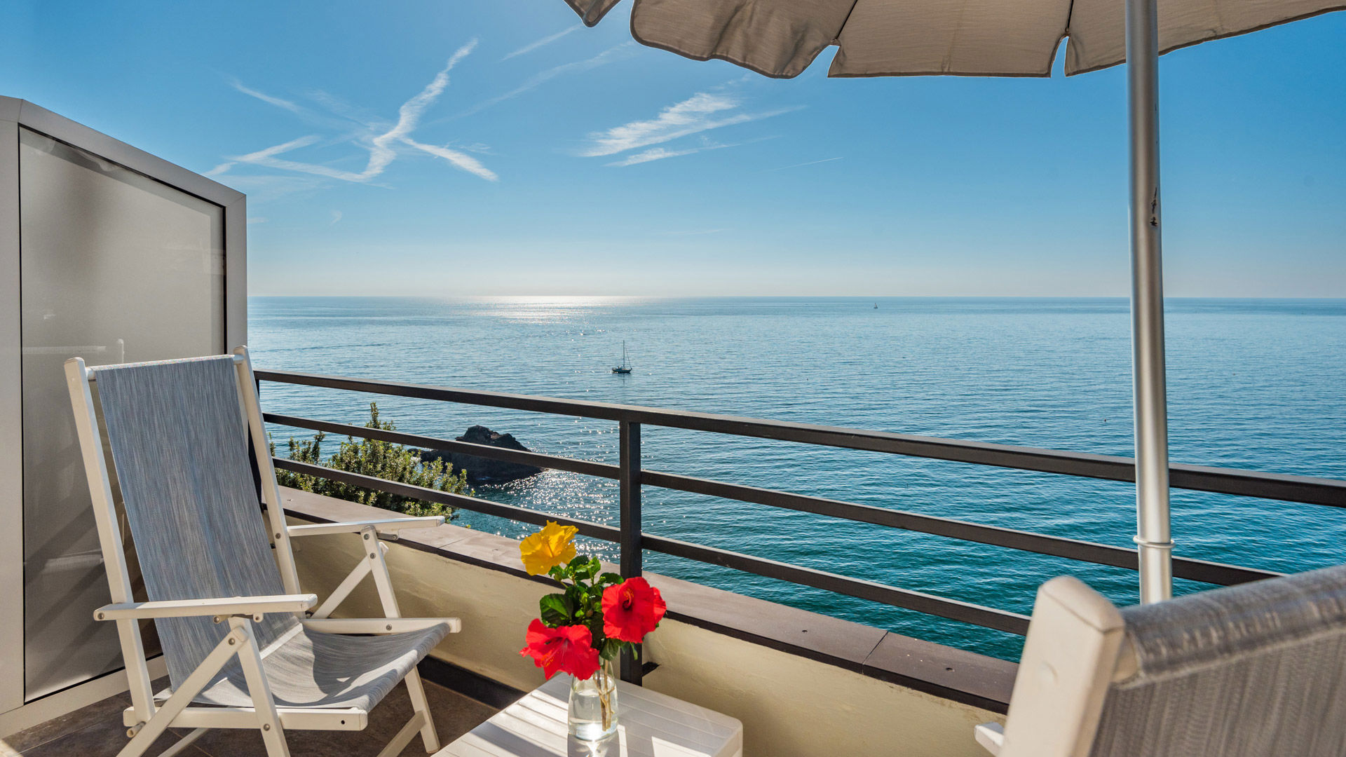 Hotel Porto Roca - Doppelzimmer mit Balkon und Meerblick 49