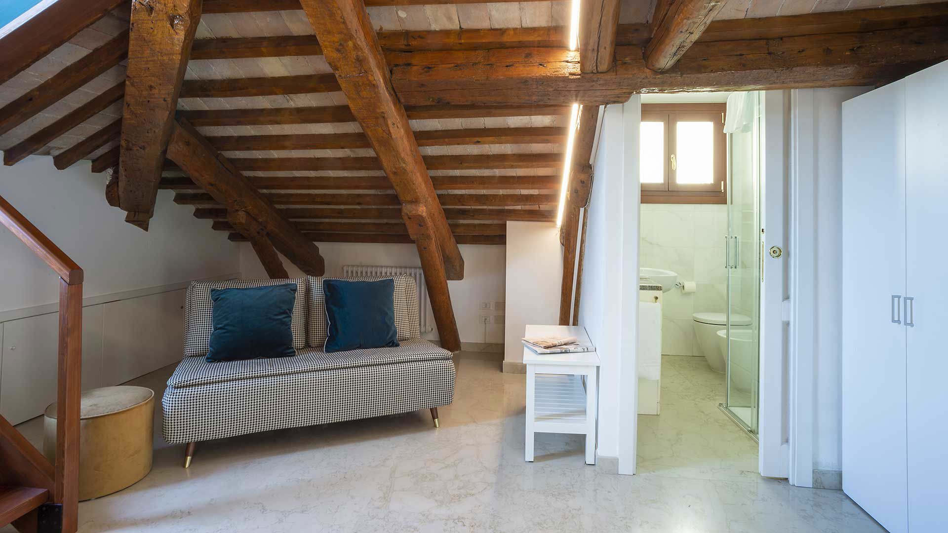 Prestige Room with Balcony 3