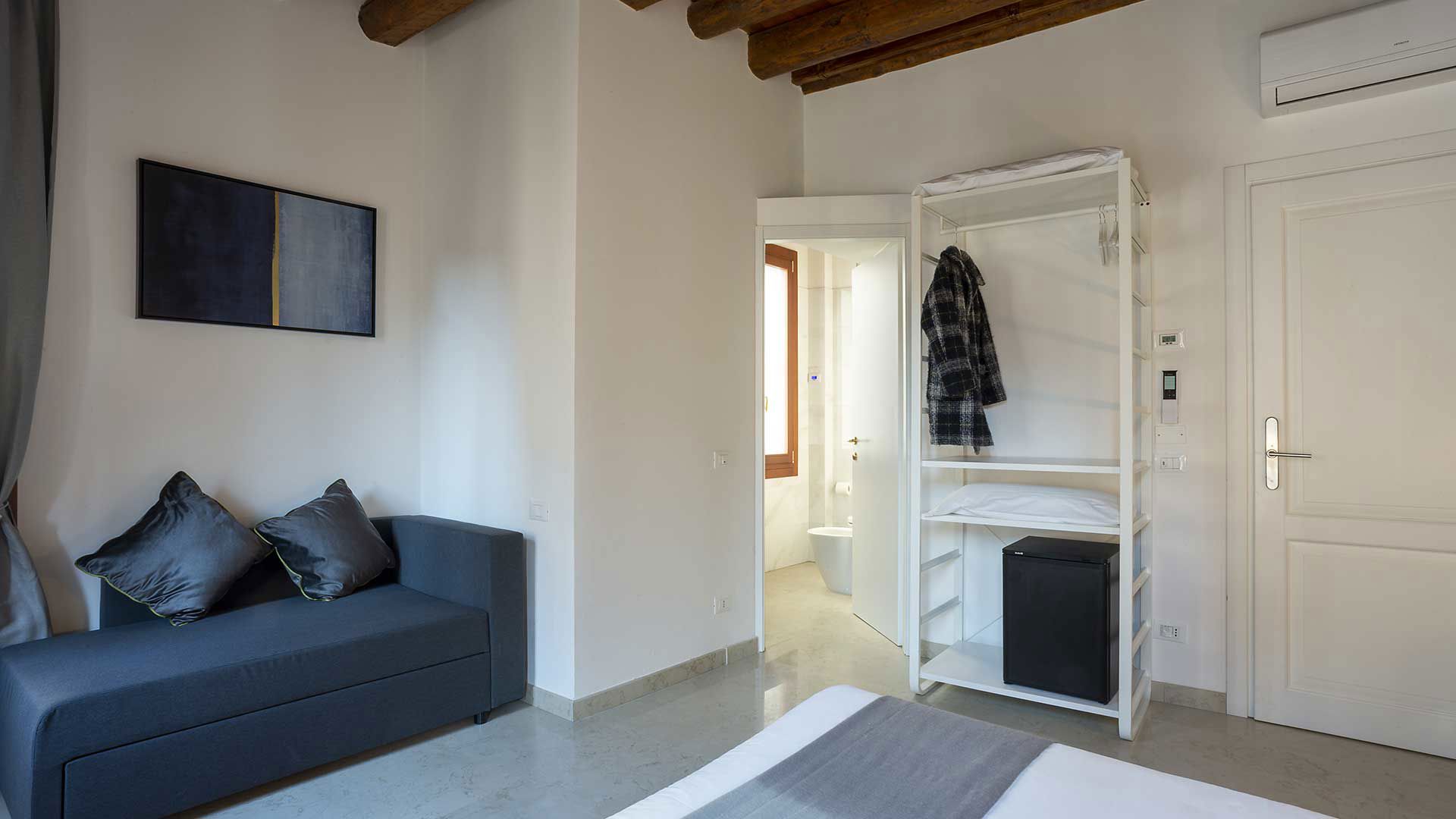 Camera Deluxe con balcone 2