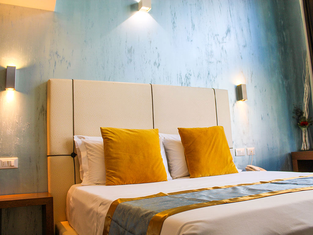 Zimmer mit Kanalblick 14