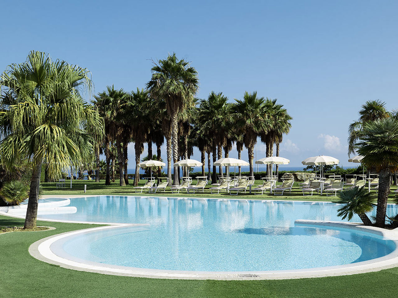 Book on the Official Website of Infinity Resort Tropea