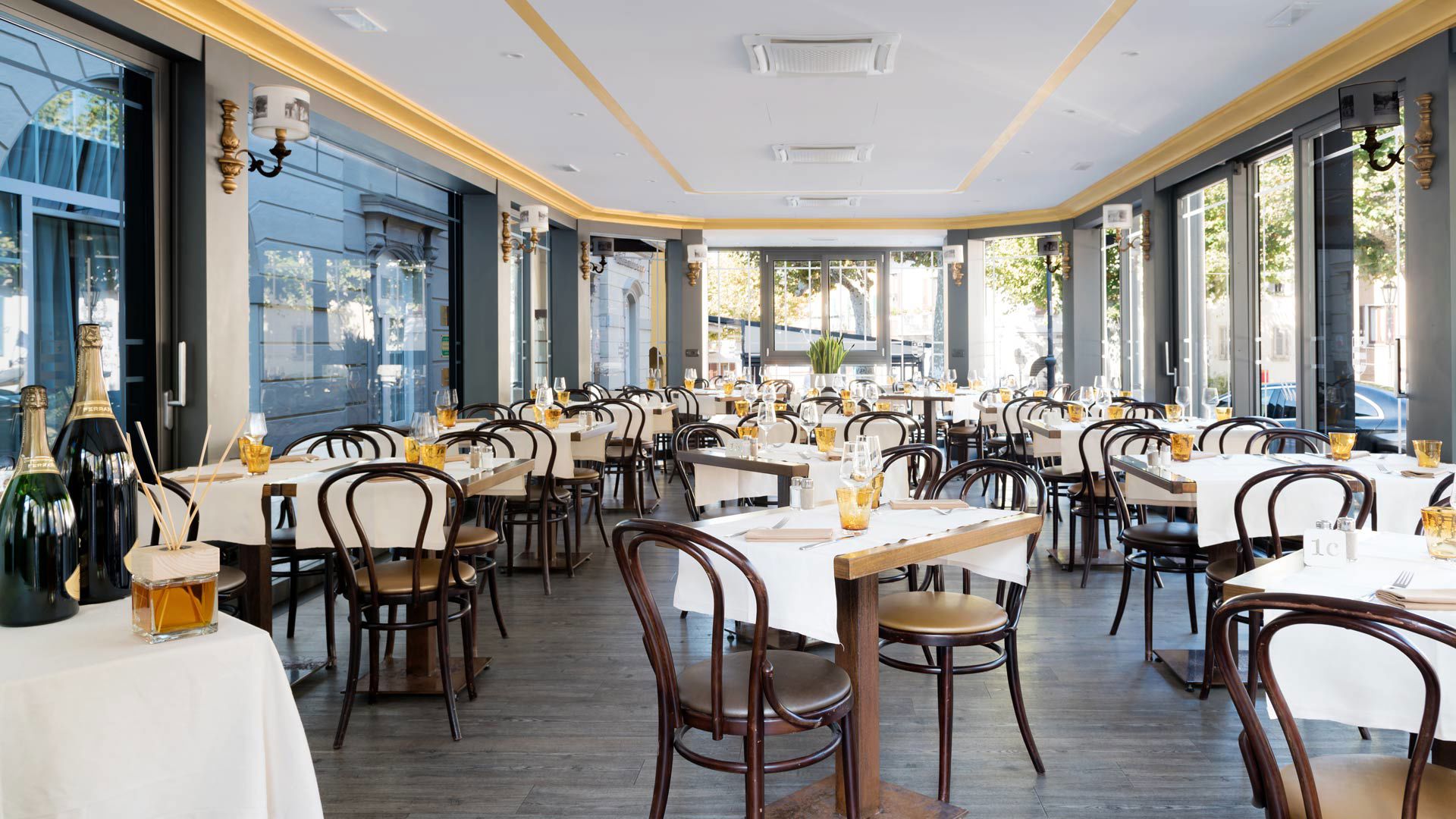 Hotel Royal Victoria - Victoria Grill Restaurant 19 Hotel Royal Victoria - Victoria Grill Restaurant 19