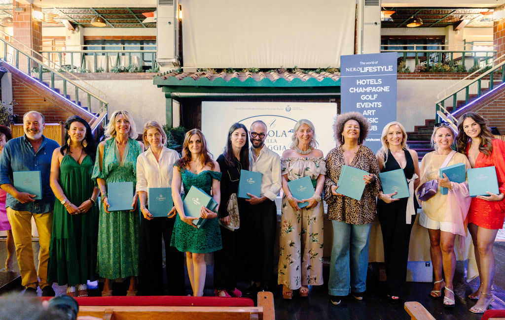 A tavola sulla spiaggia