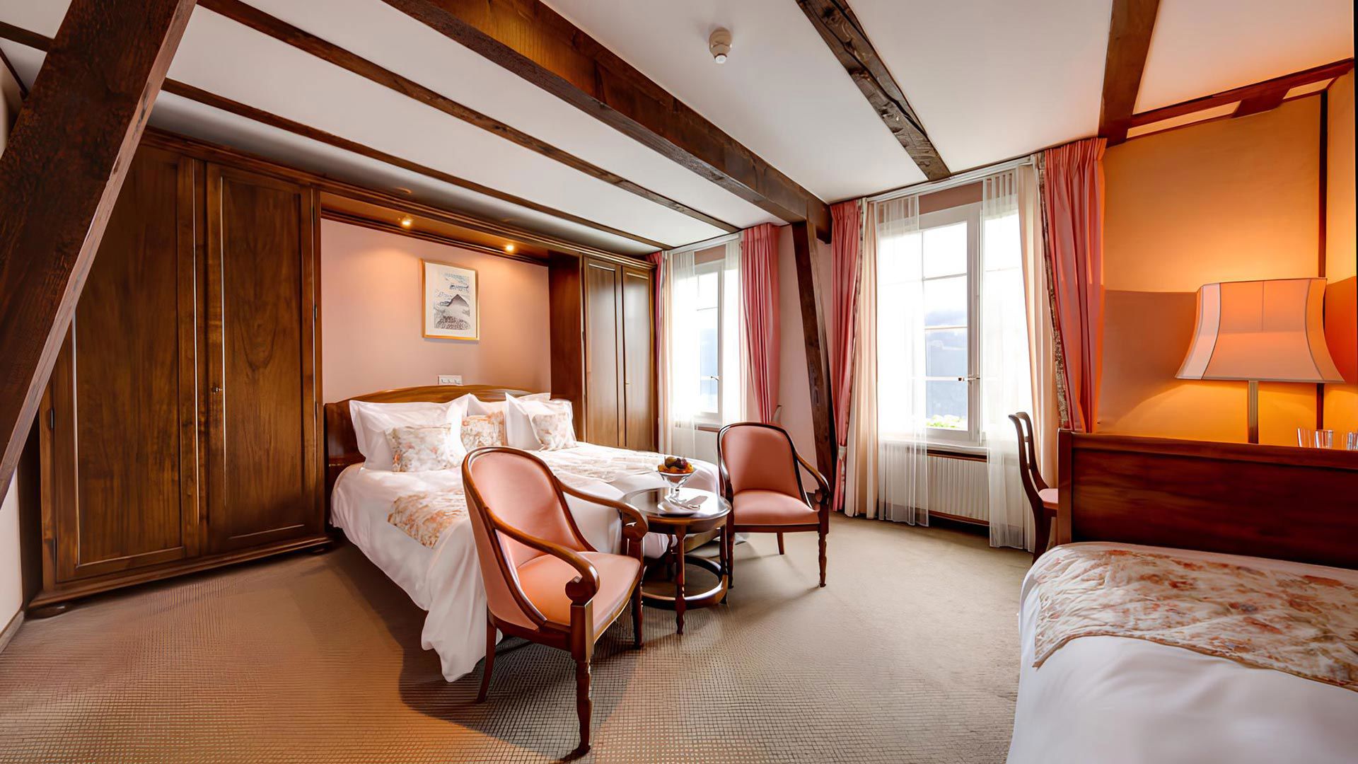 Hotel Regina - WILLKOMMEN IM HOTEL REGINA 2