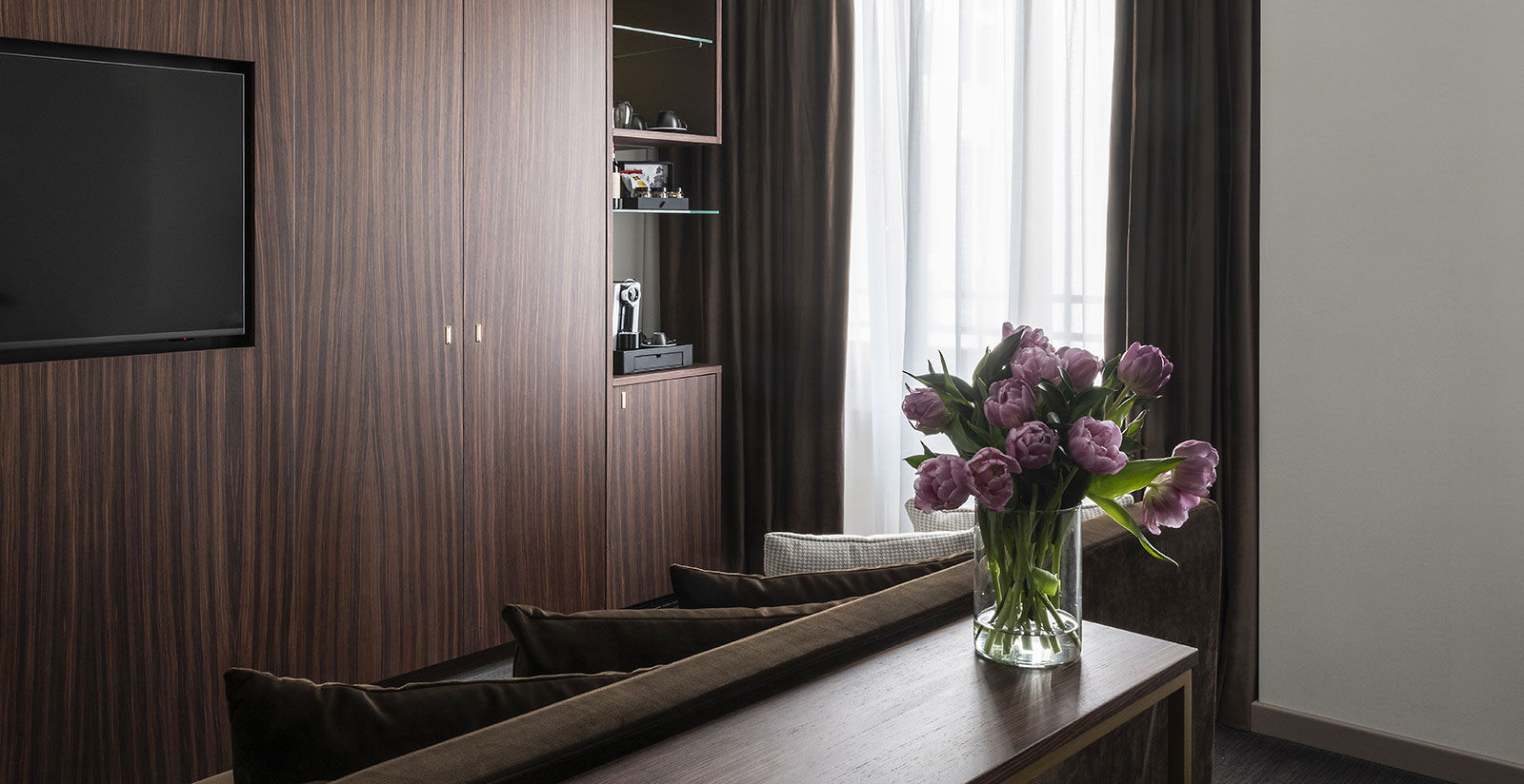 Executive Prestige 8