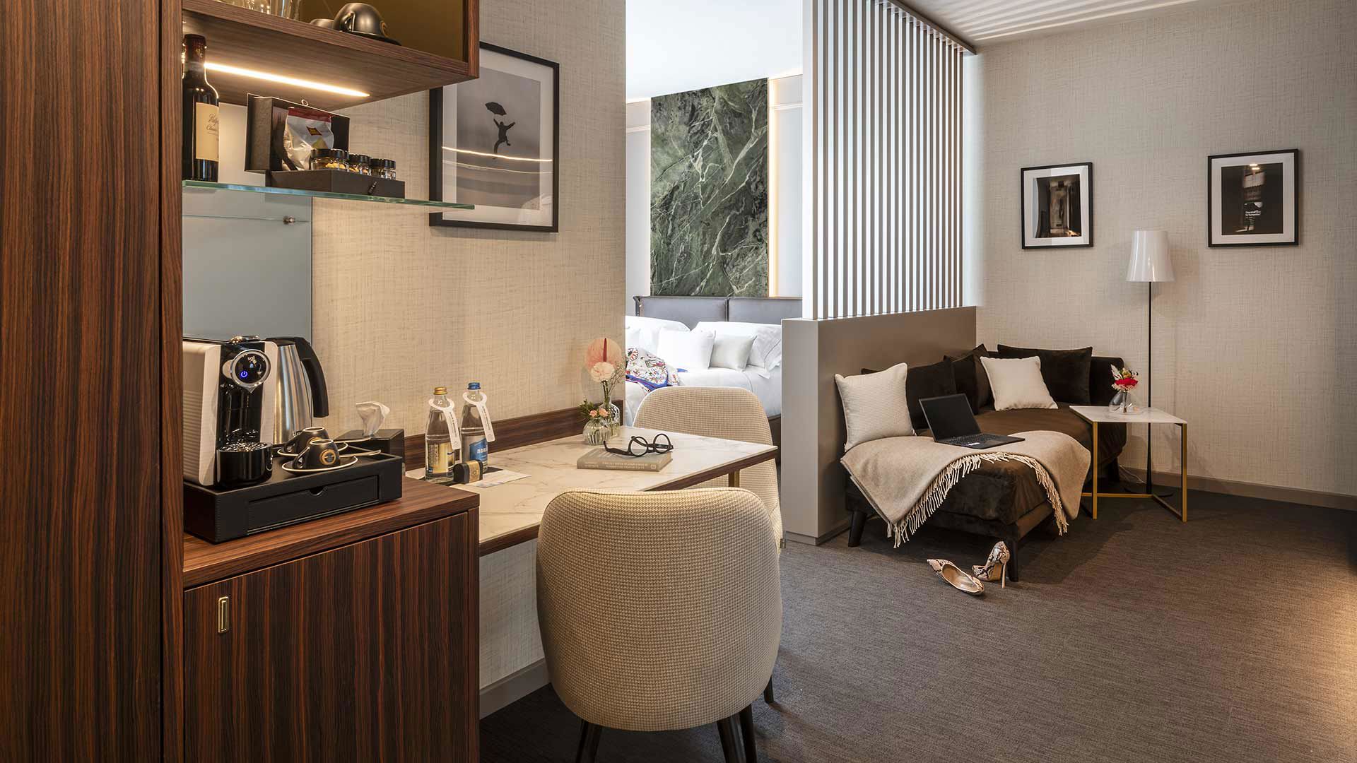 Executive Prestige 9