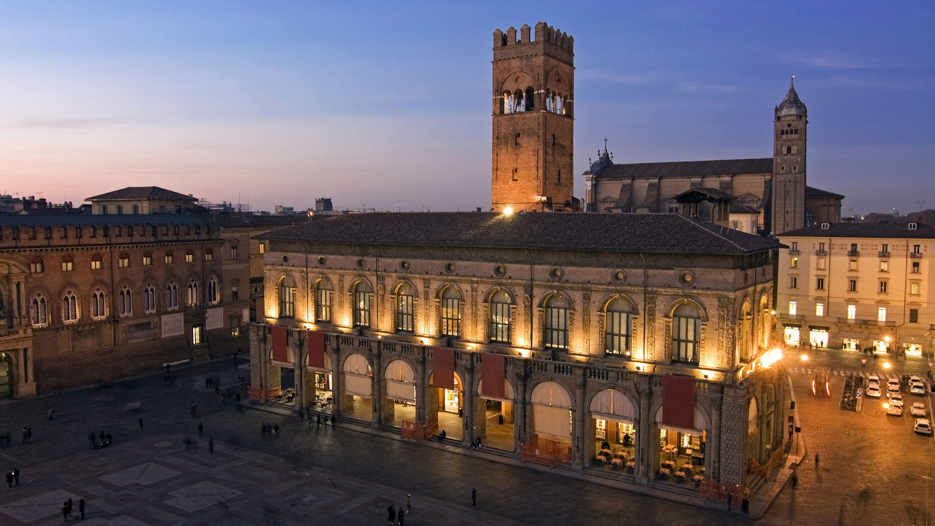 Soggiorno nel centro storico di Bologna 4