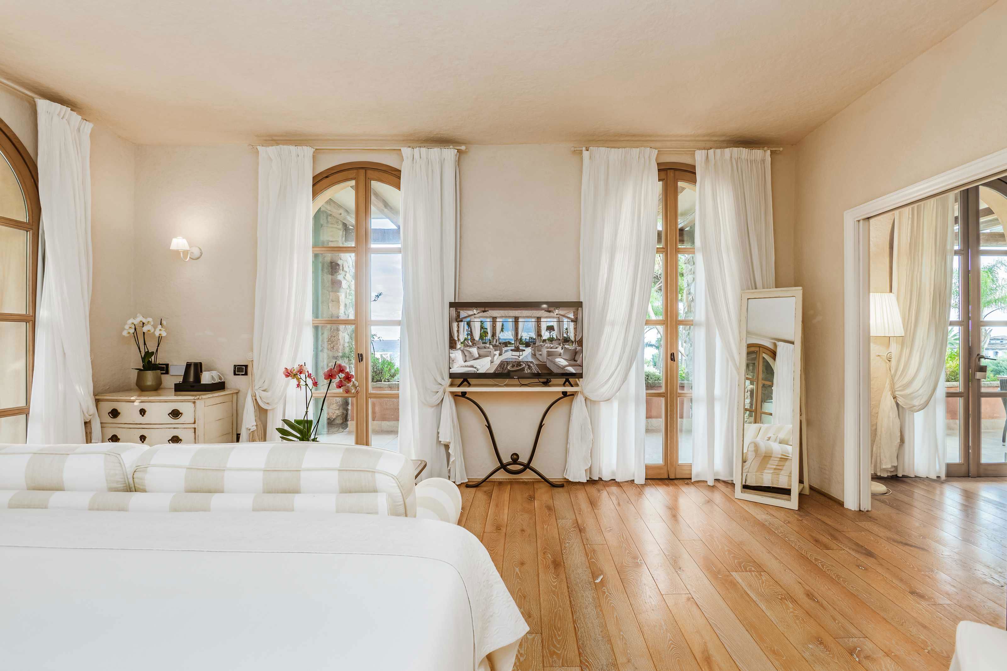 Junior Suite Seafront 7
