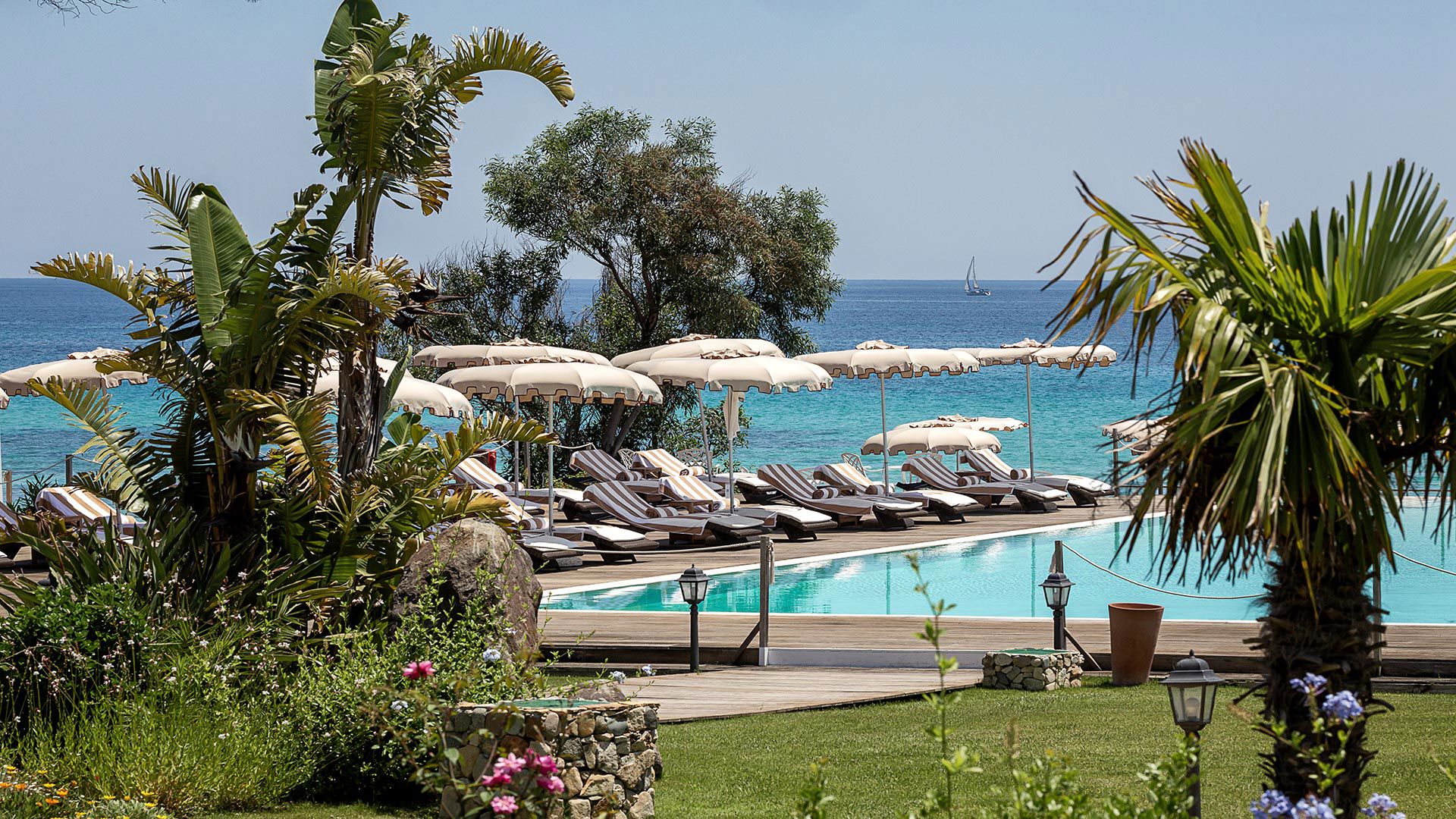 Infinity Pool 13 Infinity Pool 13