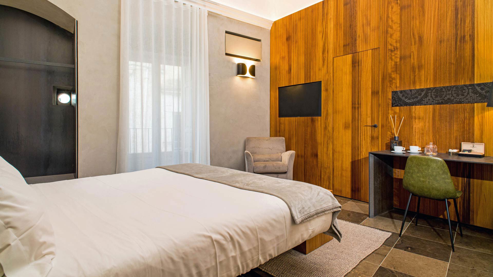 The seduction of colours: blue and green 3