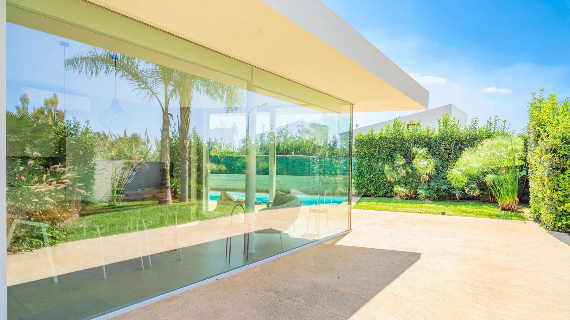 Seven independent villas with a modern and contemporary design 4