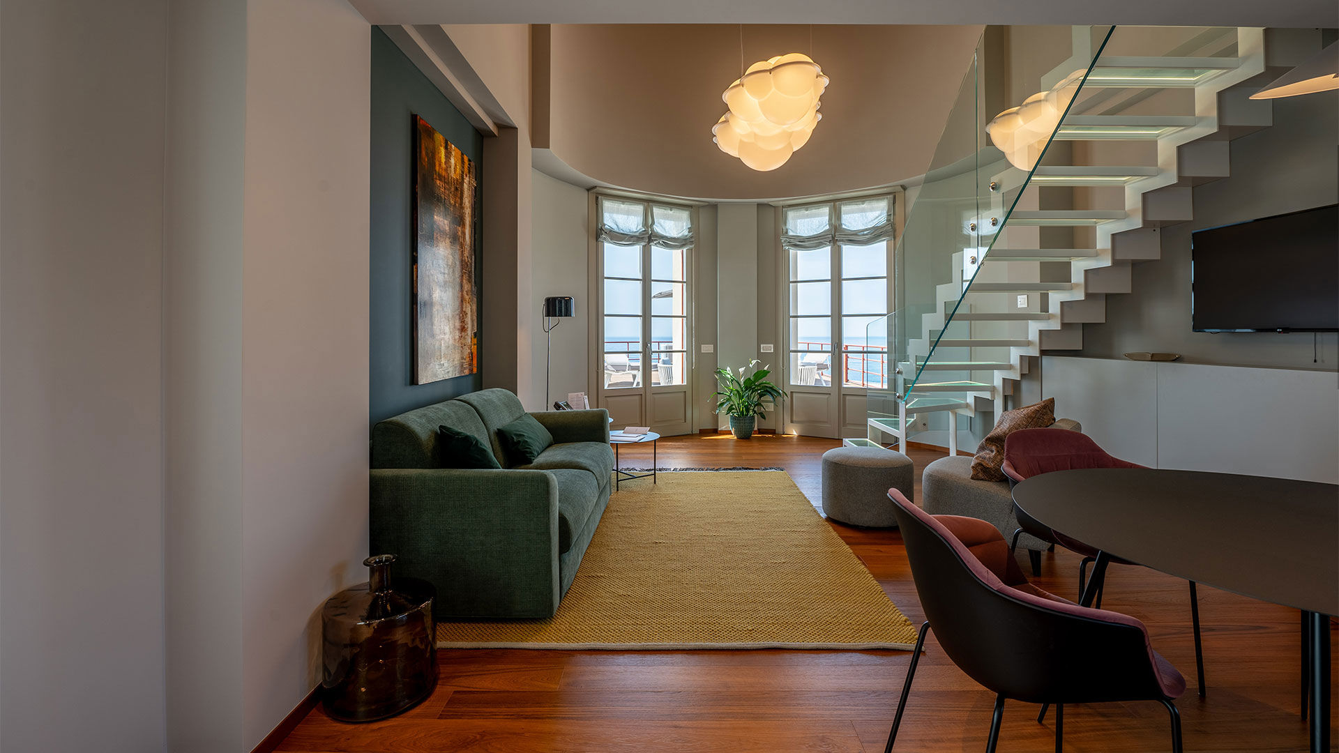 Presidential Apartment 6