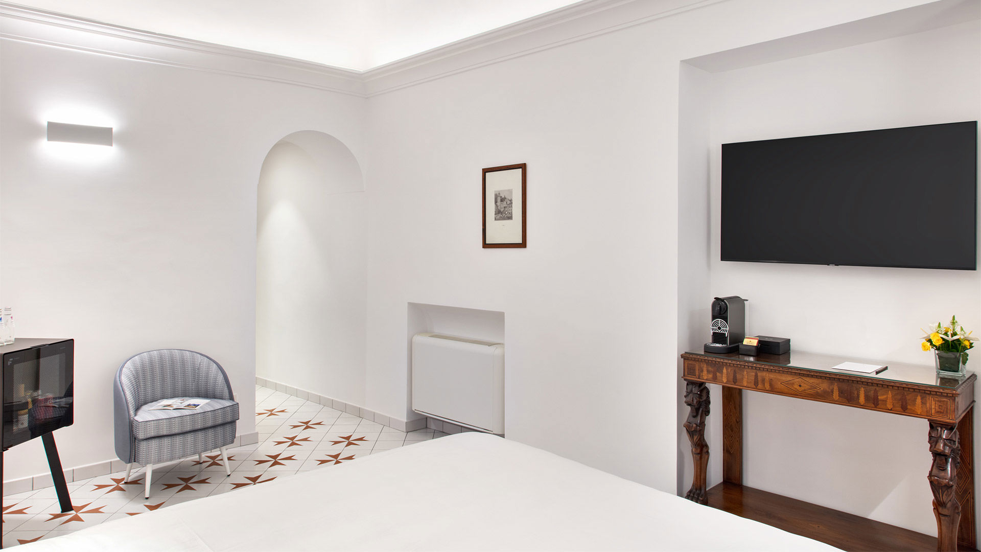 Premium Deluxe with City View 5