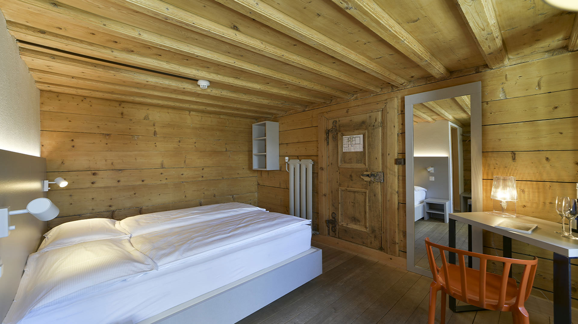 Vintage Double Room 5