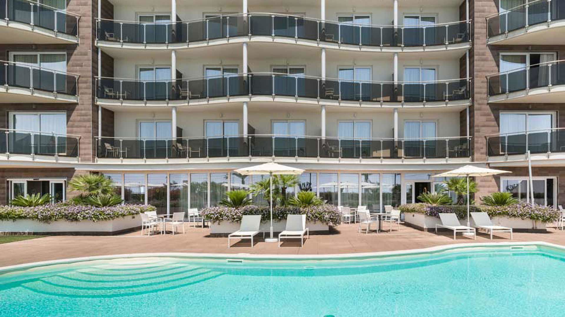 Hotel 4 stelle con ristorante a Pietra Ligure 4