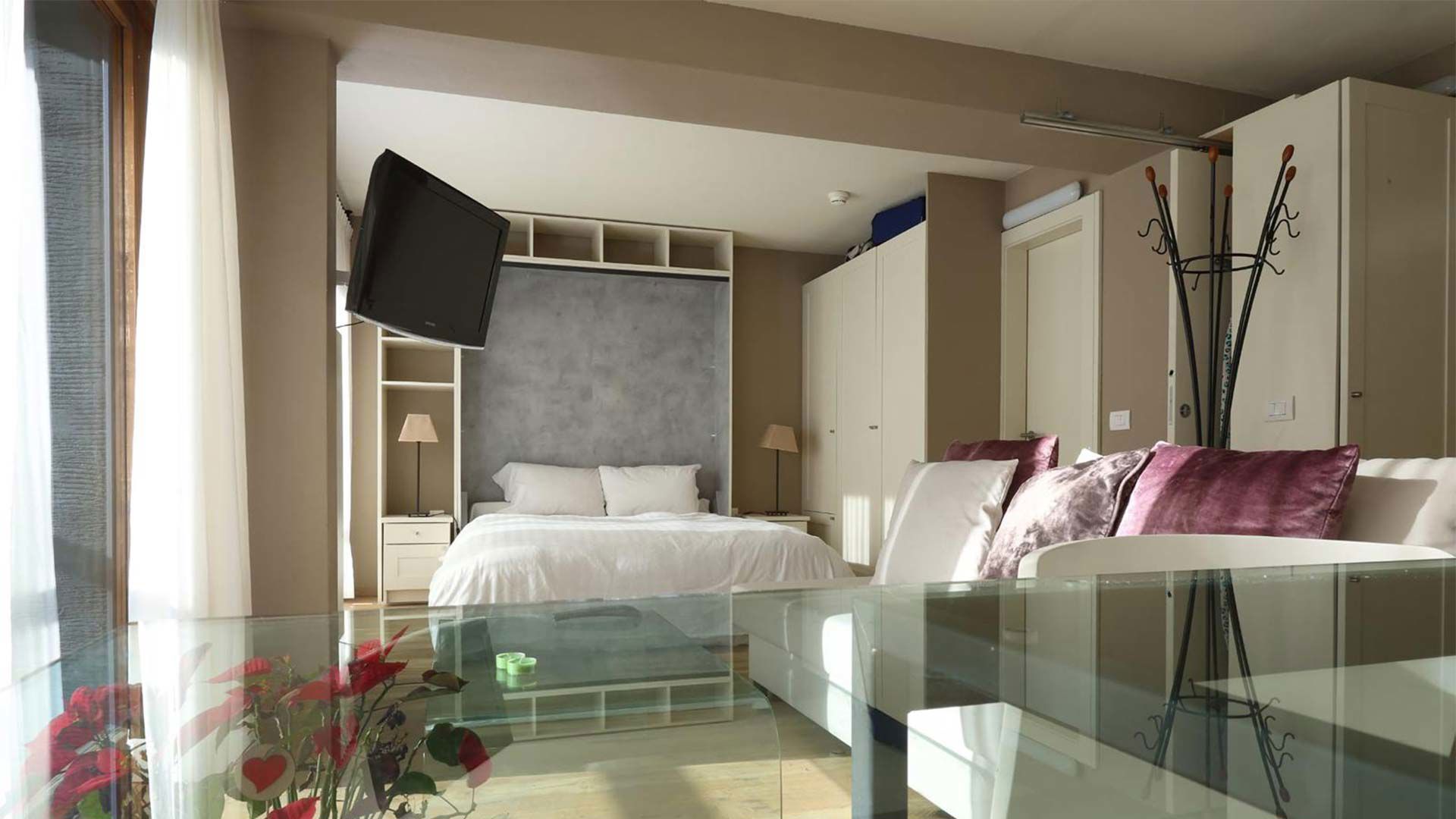 Classic Two-Room Apartment Piz Roseg 1