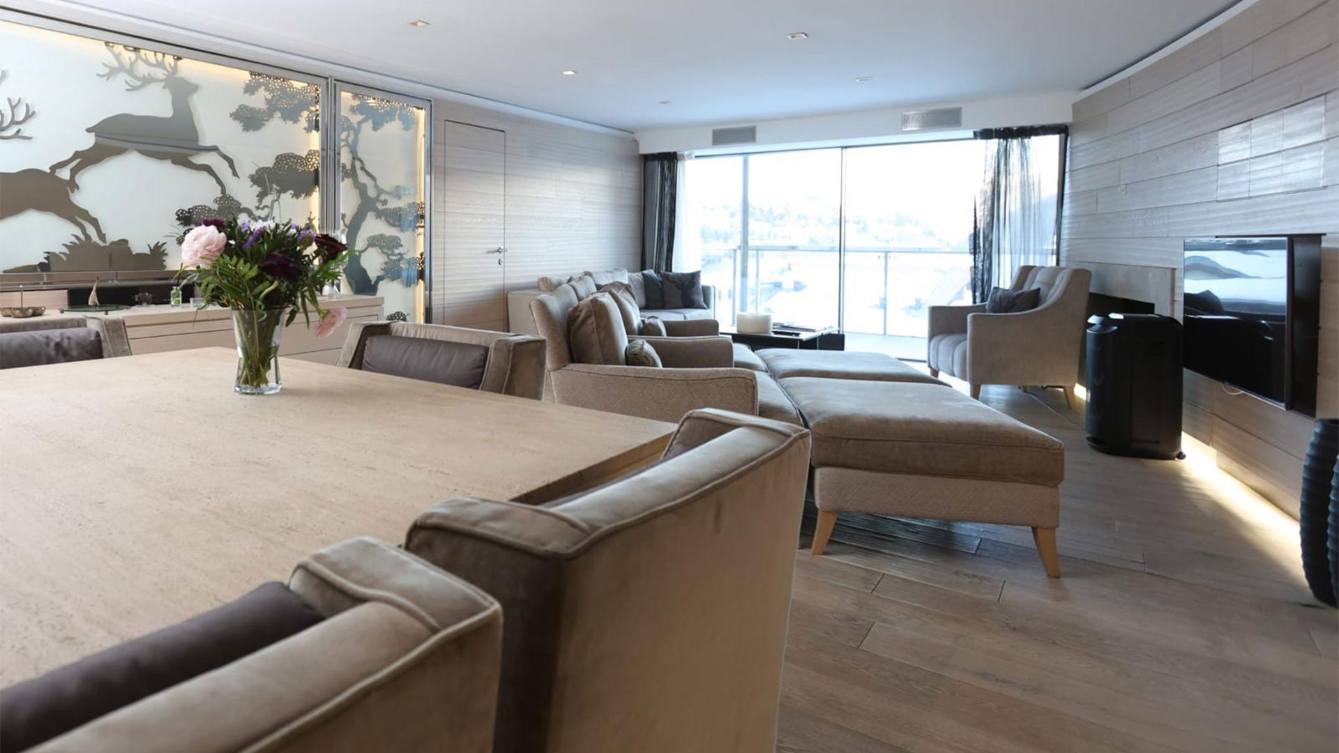 Deluxe-Plus Three-Room Apartment Piz Saluver 3