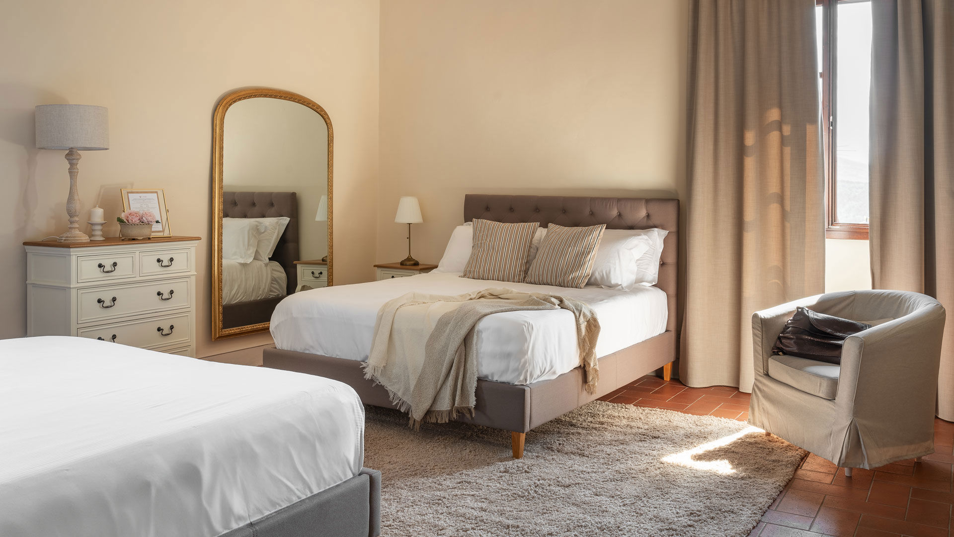 Camera Queen Deluxe – Villa Erbaia 3