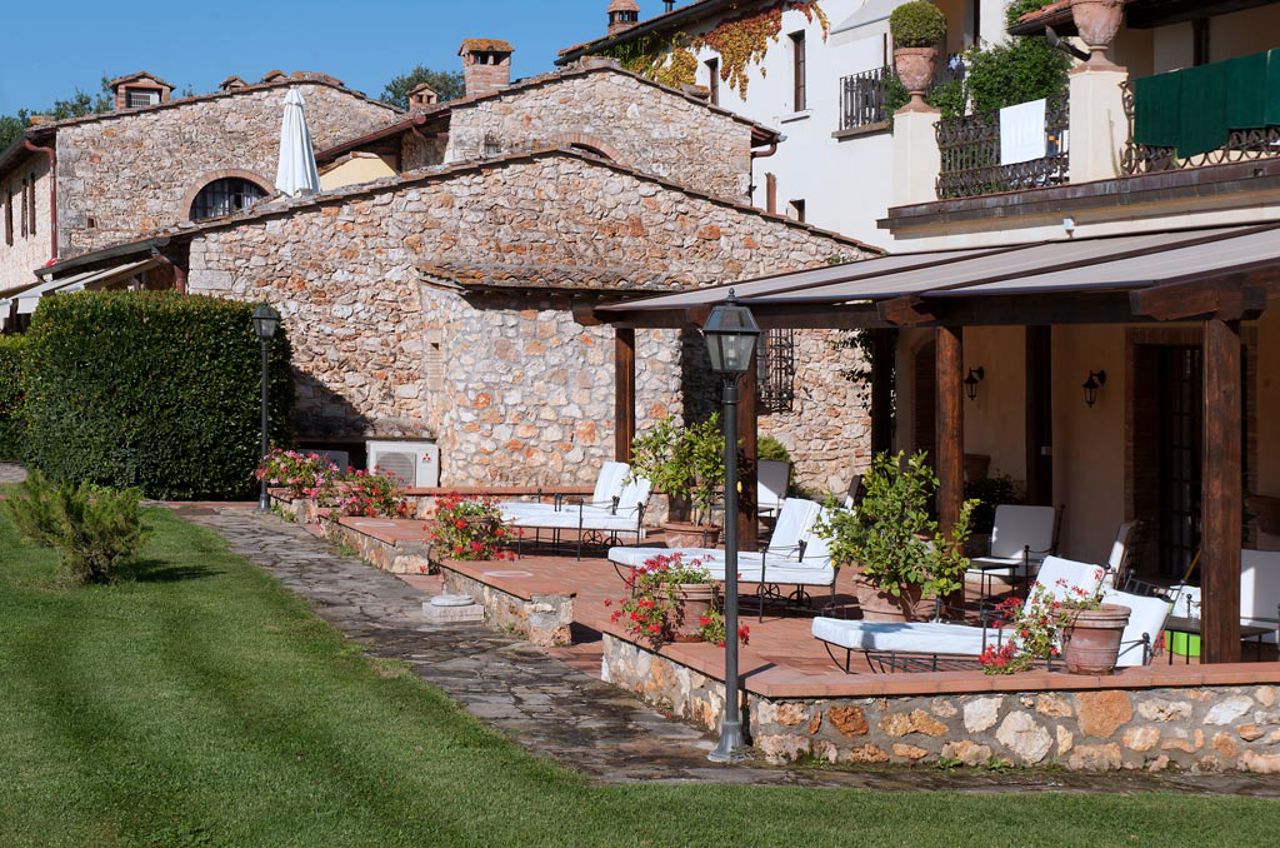 Borgo San Luigi - Official Website - Hotel Siena Monteriggioni