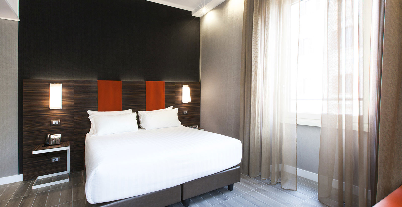 Hotel with Family Rooms Rome