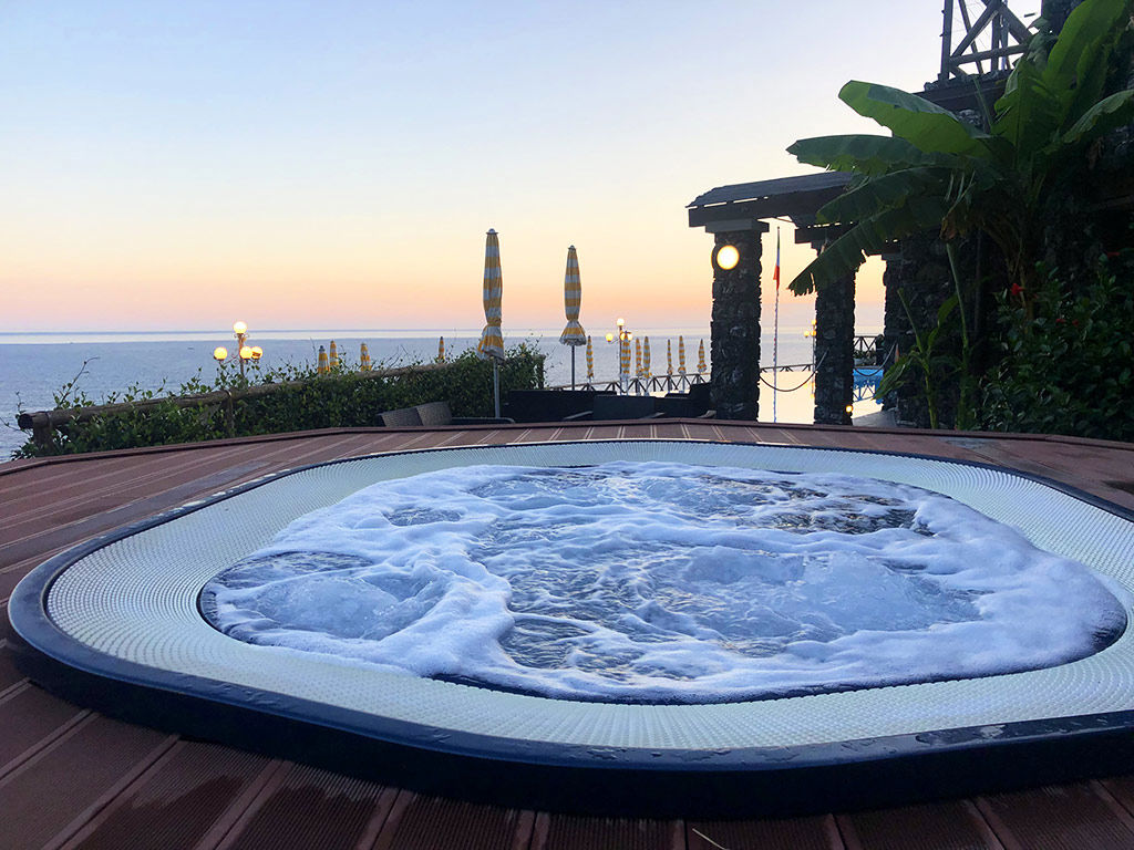 Jacuzzi Sunset Dream Experience