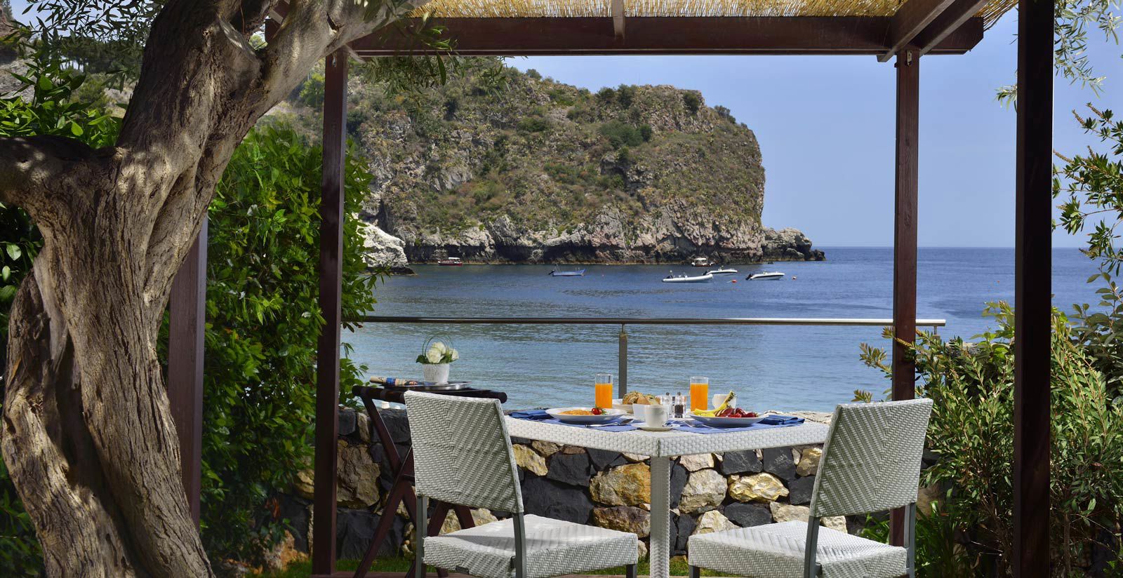 Hotel con spiaggia privata Taormina 1