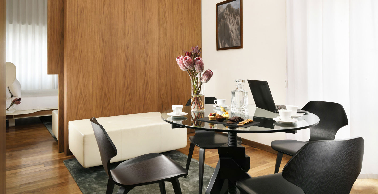 Premium Collection Room 2