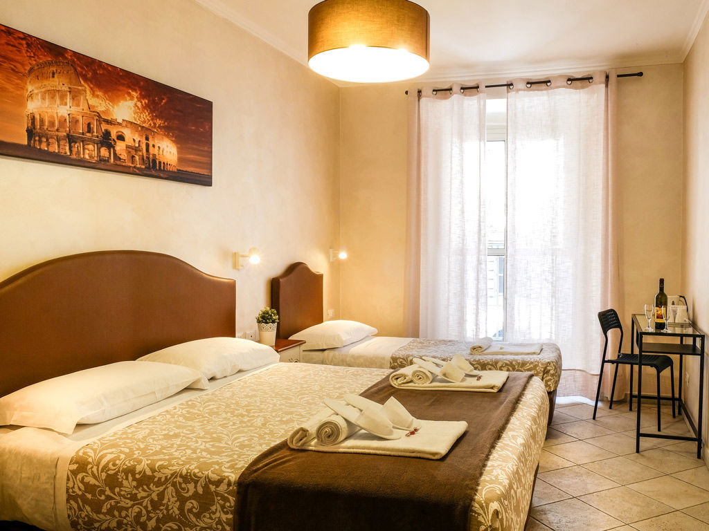 Browse The Photos Of Re Monti, Guesthouse Near The Traianei Markets