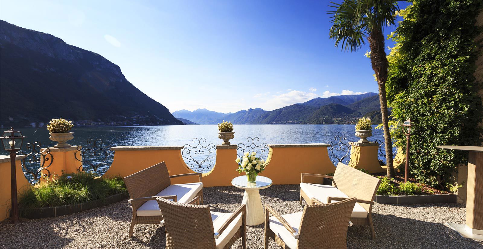 4 star hotel with a pool on Lake Como 4