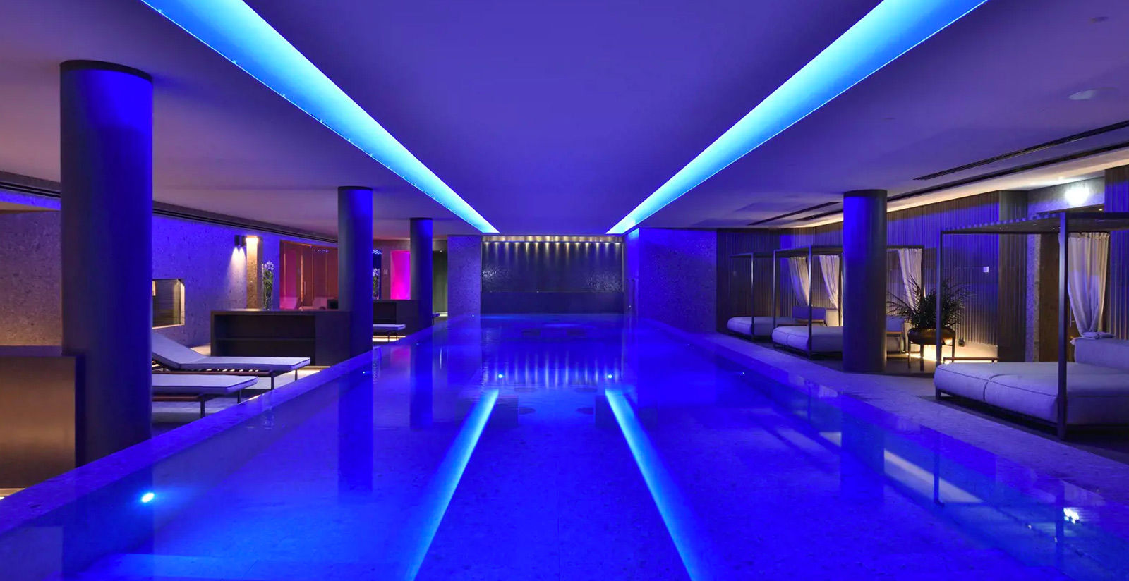 R Collection Hotels official website - Book at the best price