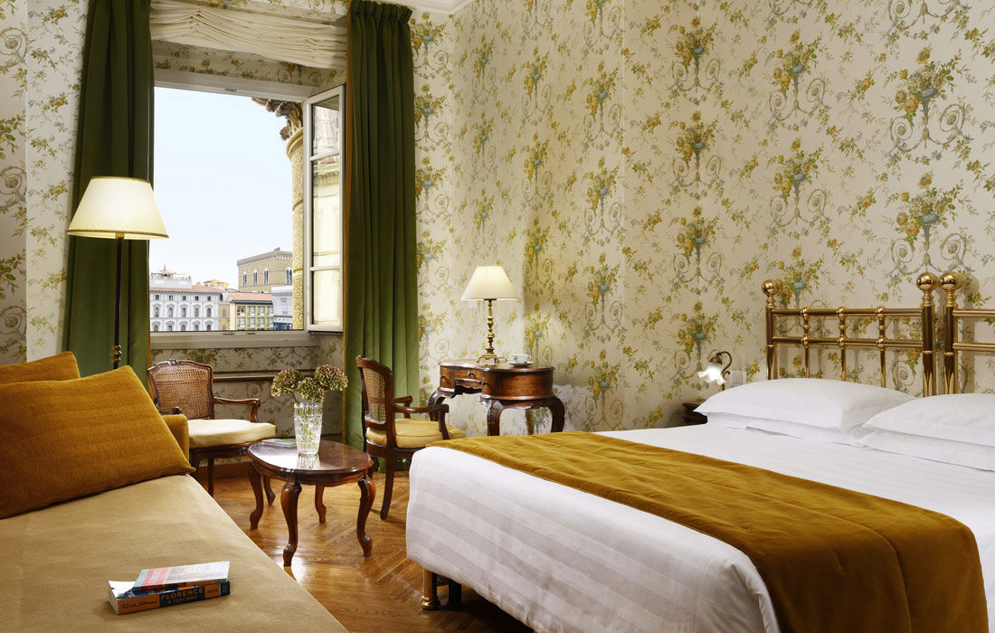 ENJOY THE SPACE OF A TRIPLE ROOM AT HOTEL PENDINI 4