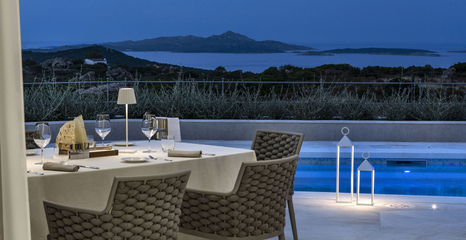 Luxury hotel with villas with Archipelago of La Maddalena view 9