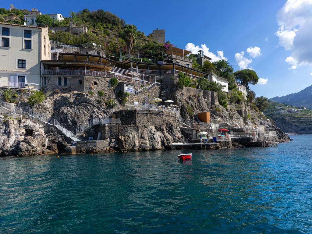 Hotel with private beach on the Amalfi Coast 4
