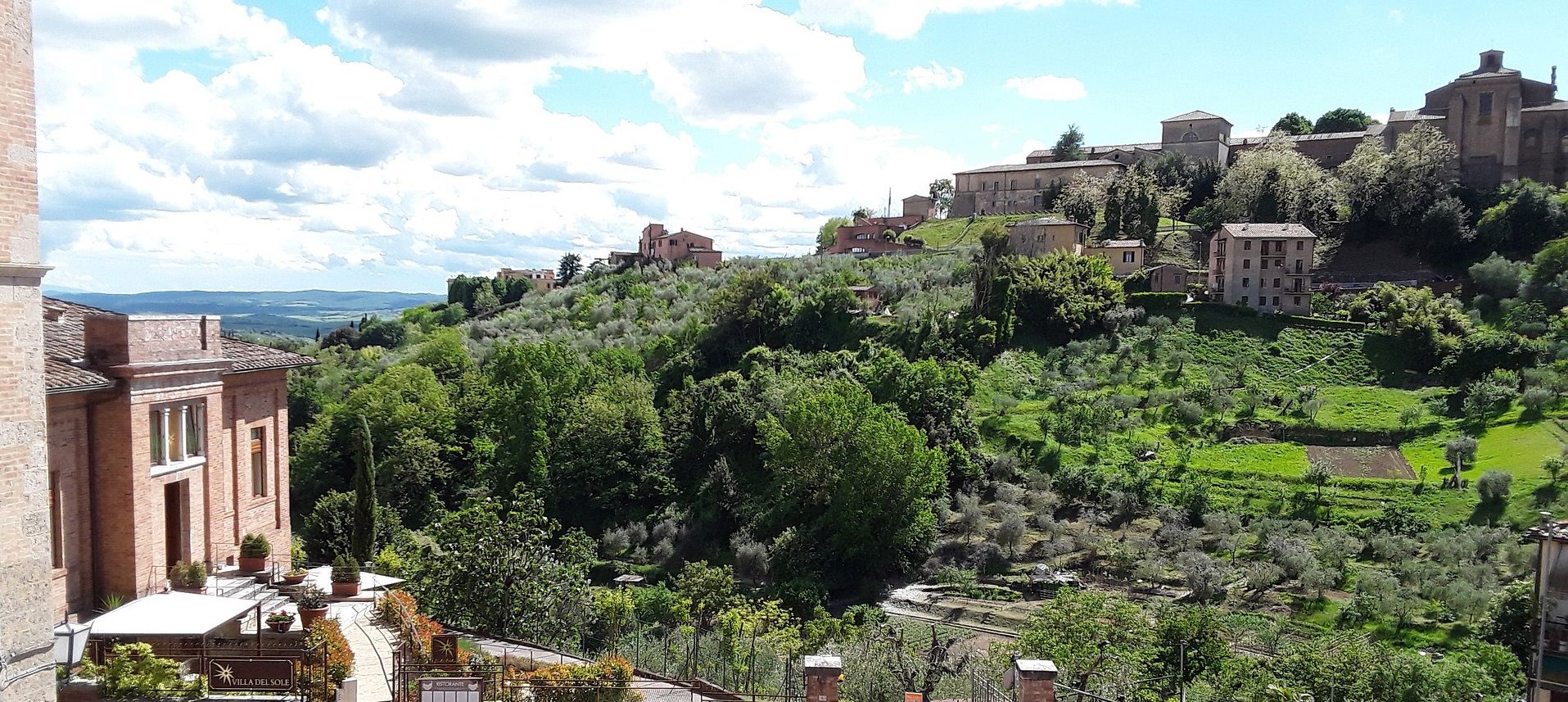 Autumn in the city: the parks and gardens of Siena 2