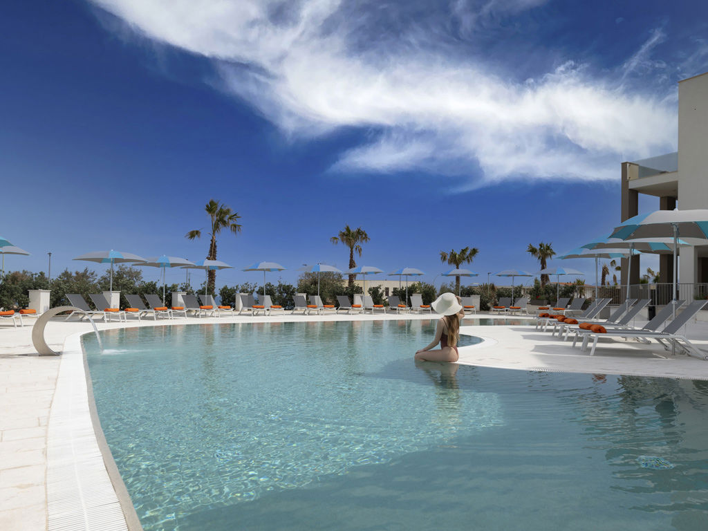 visit-the-gallery-of-resort-la-battigia-beach-and-spa-4-star-hotel-in
