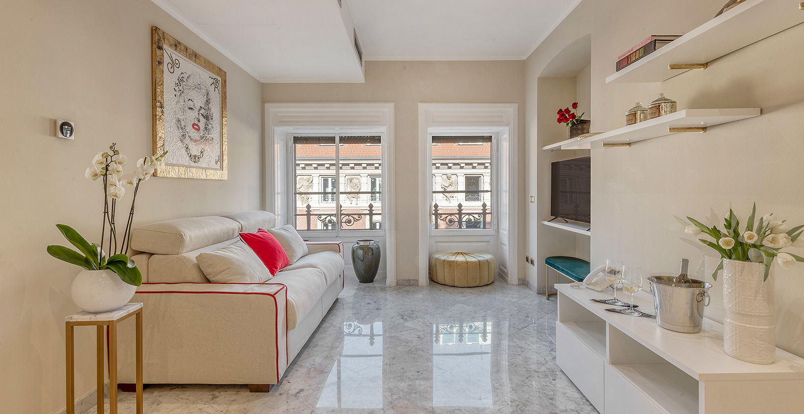 Discover the apartments of Imperiale Suites Milano Book now