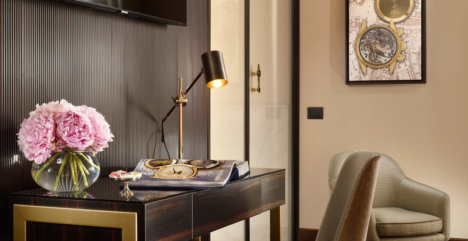 Hotel L'Orologio Roma's rooms in Rome. Book now this hotel