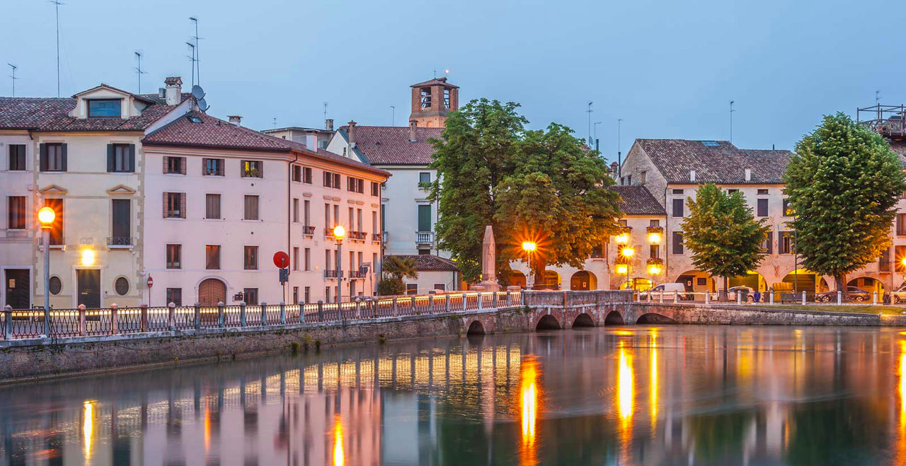 Find out how to reach Porta Altinia Suites in Treviso